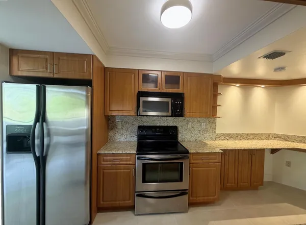 $3,450 | 21085 Northeast 34th Avenue, Unit 4041, Aventura, FL 33180