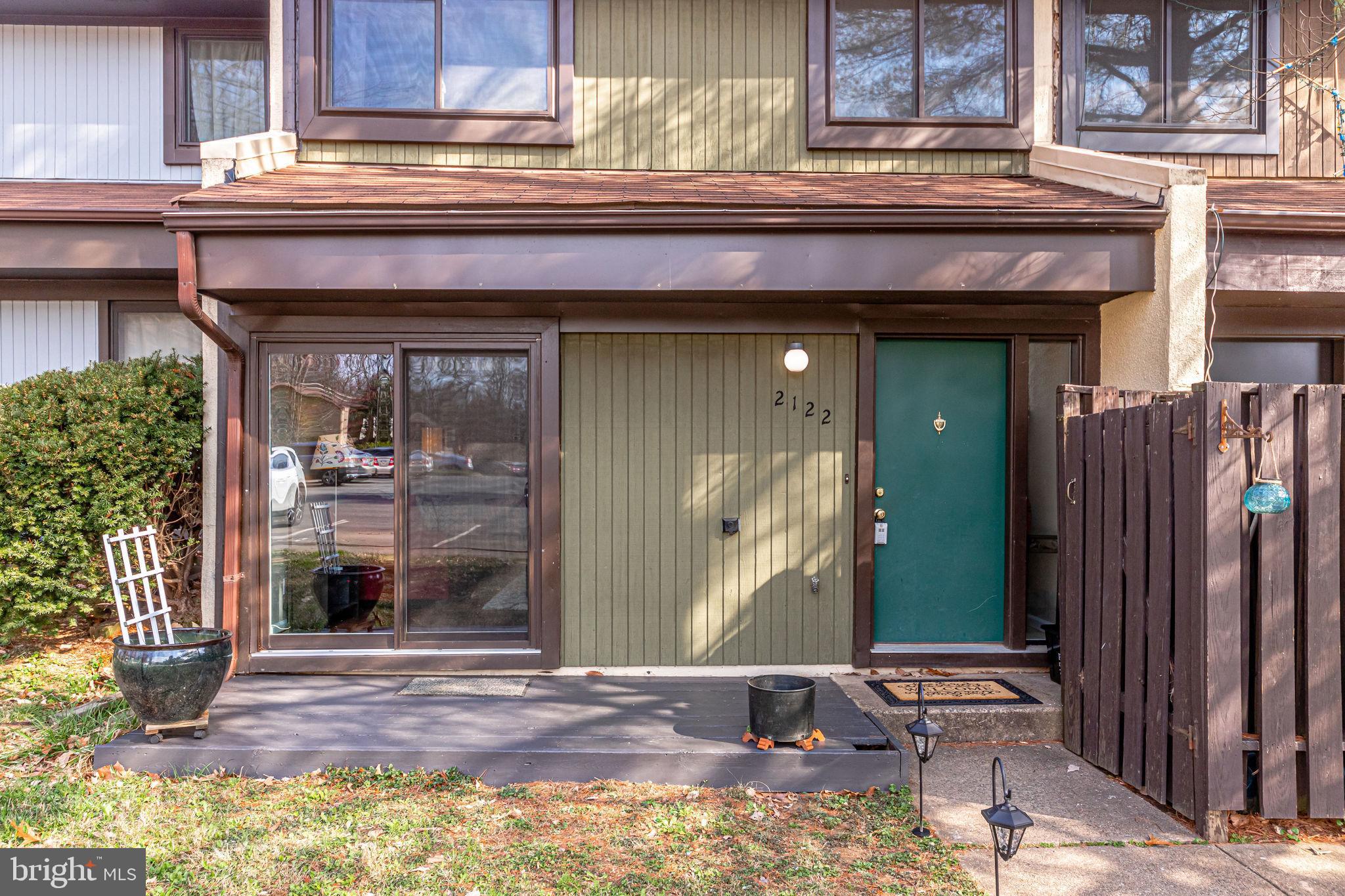 2122 Cartwright Place Reston, VA 20191 - Photo 2 of 42 Gallery Image 2