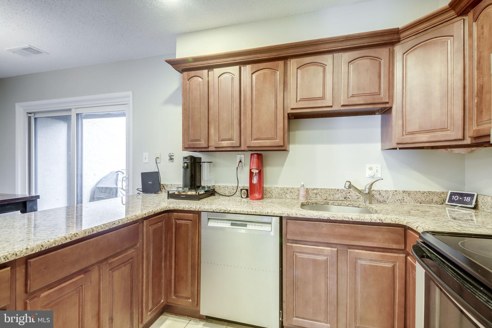 2122 Cartwright Place Reston, VA 20191 - Photo 13 of 42 Gallery Image 13