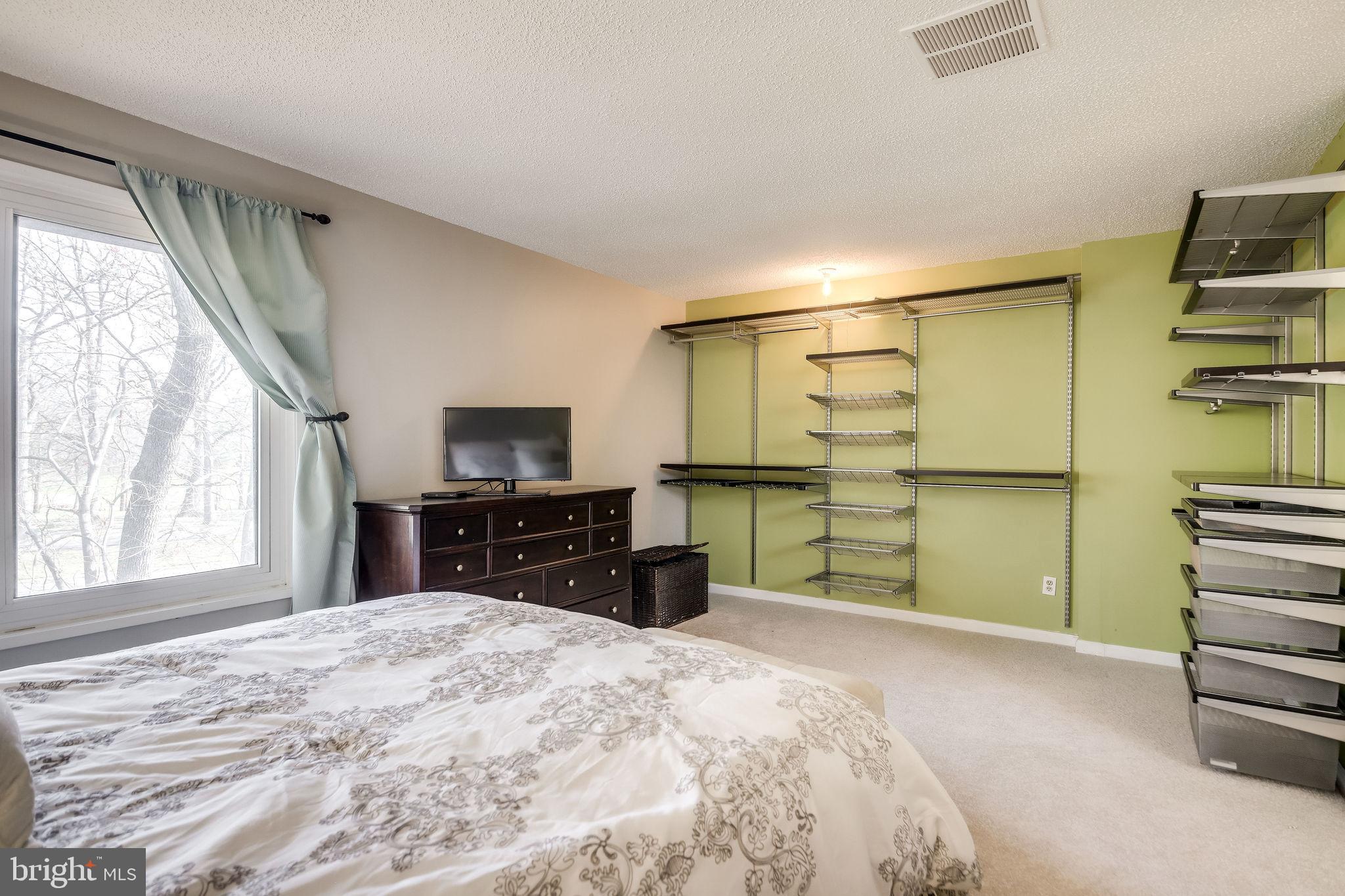 2122 Cartwright Place Reston, VA 20191 - Photo 34 of 42 Gallery Image 34