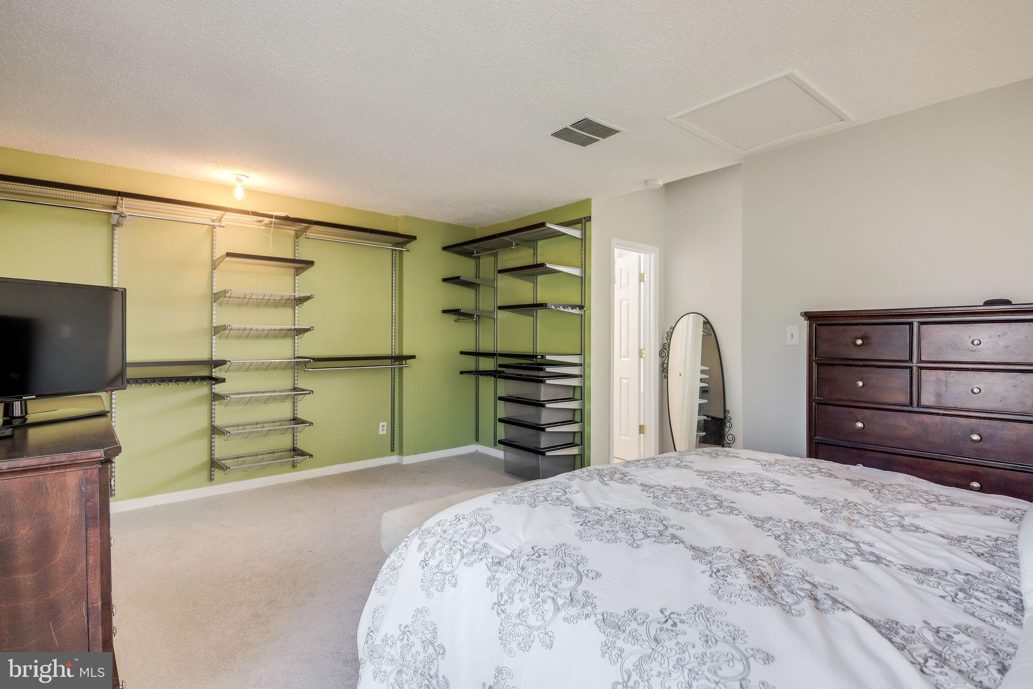 2122 Cartwright Place Reston, VA 20191 - Photo 35 of 42 Gallery Image 35