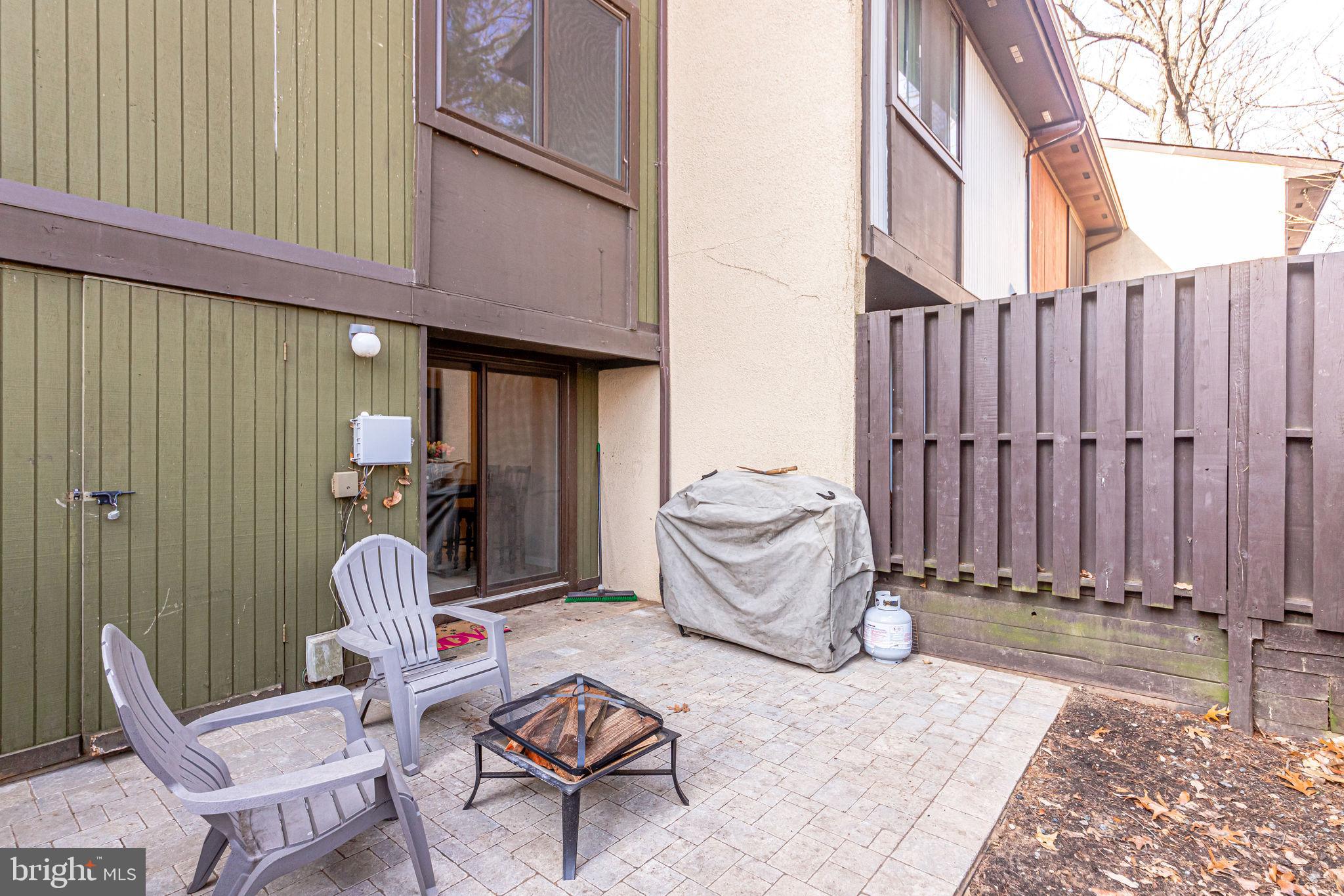 2122 Cartwright Place Reston, VA 20191 - Photo 41 of 42 Patio great for entertaining or just relaxing.
