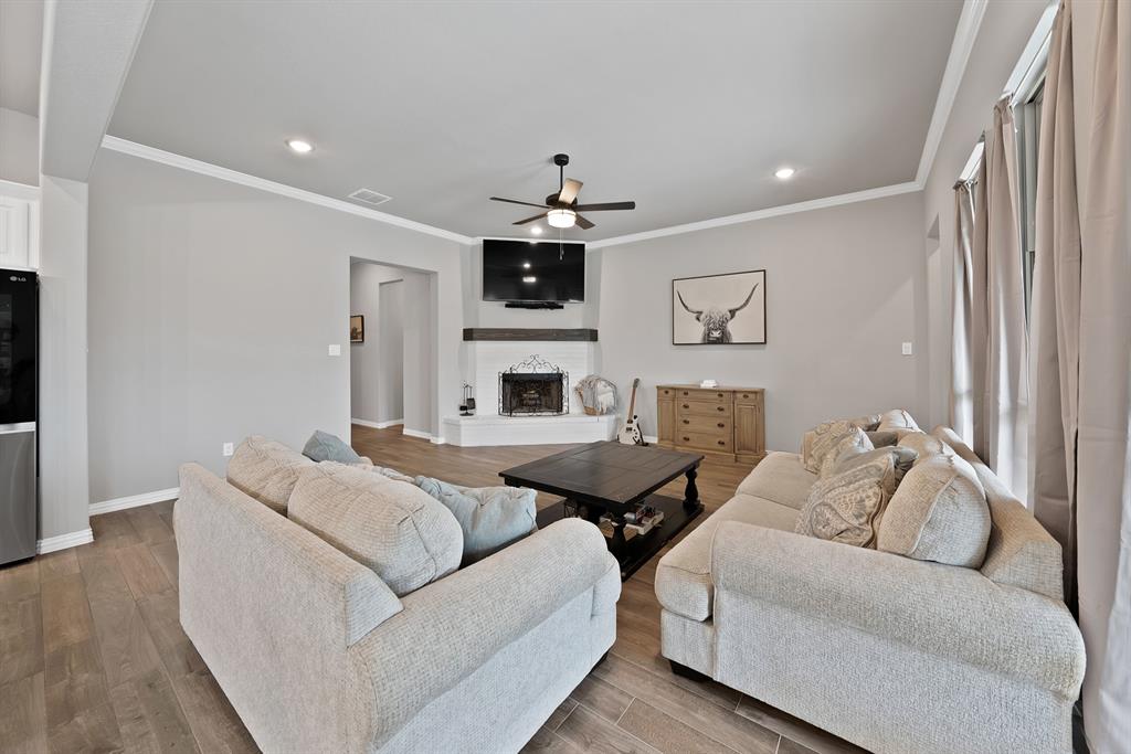 7440 Briar Road Azle, TX 76020 - Photo 11 of 39