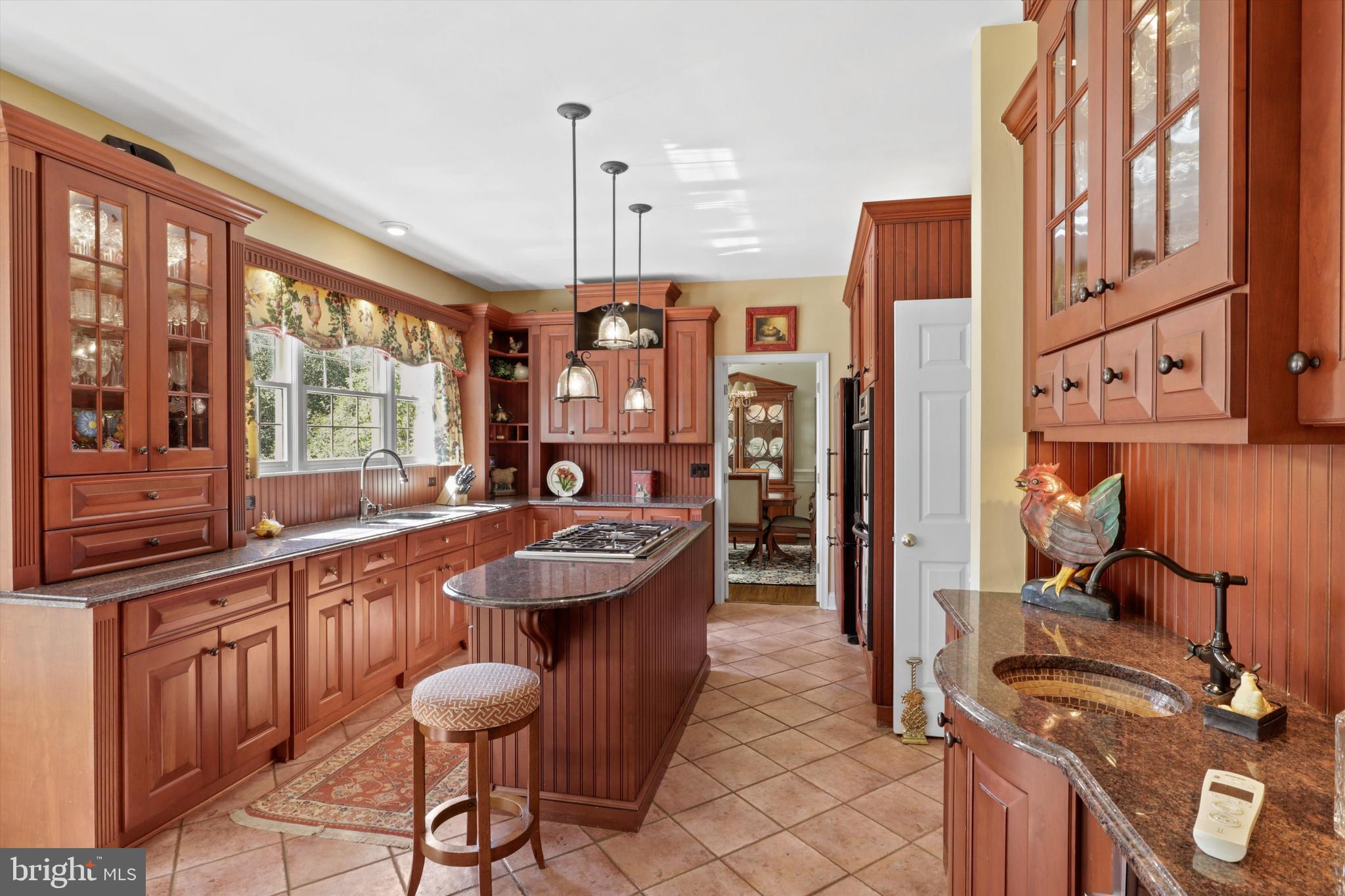 9704 Huntmaster Road Gaithersburg, MD 20882 - Photo 19 of 69 Kitchen