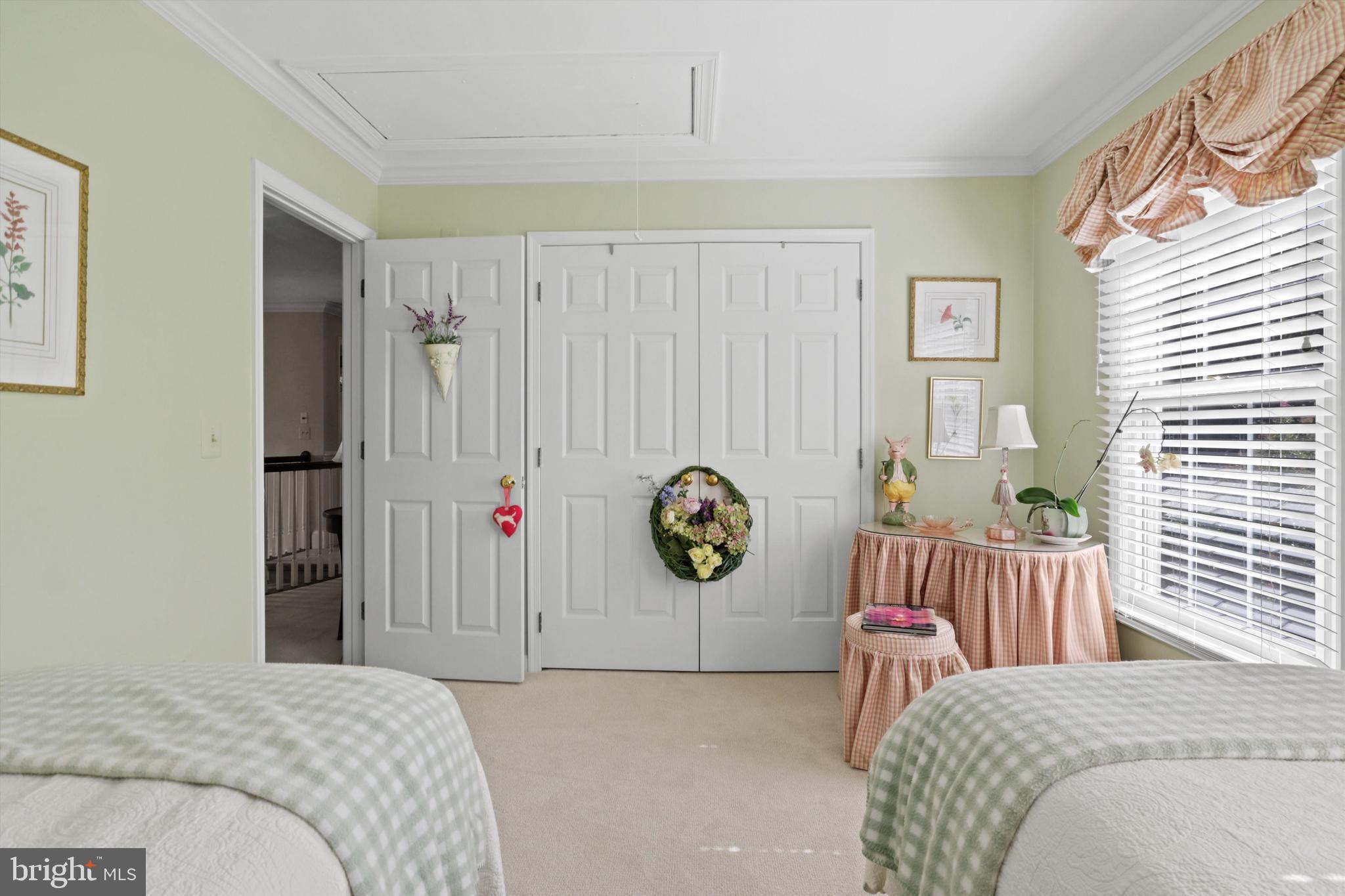 9704 Huntmaster Road Gaithersburg, MD 20882 - Photo 27 of 69 Bedroom