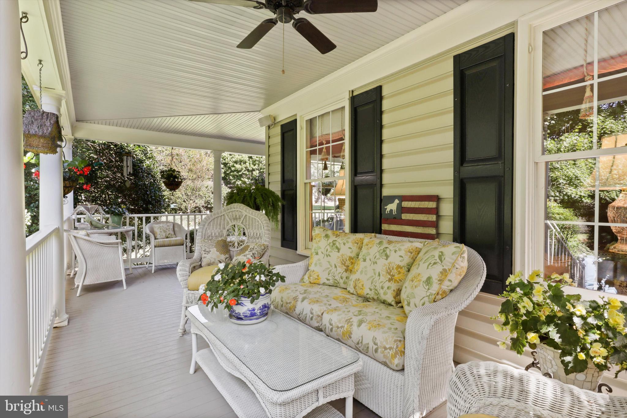 9704 Huntmaster Road Gaithersburg, MD 20882 - Photo 61 of 69 Porch