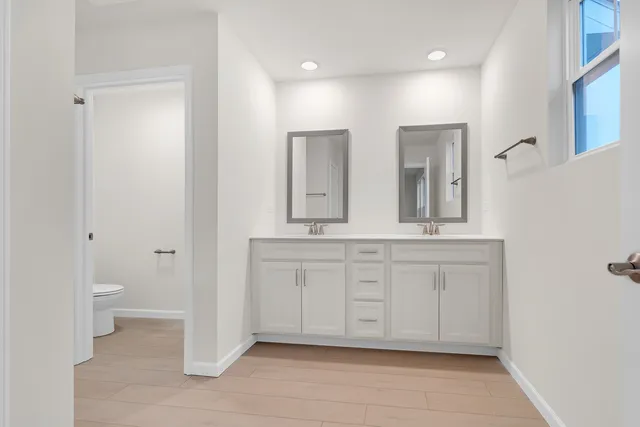 $3,500 | 668 Switchgrass Way, Bolingbrook, IL 60490