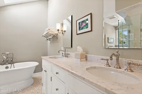 $2,995,000 | 1 Old Church Road, Unit 6, Greenwich, CT 06830
