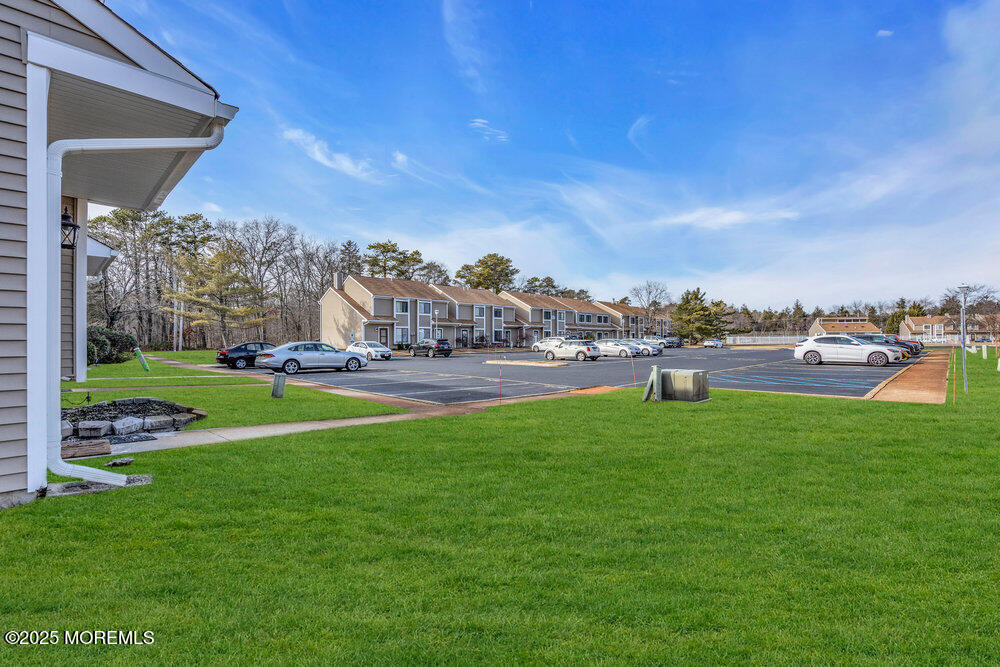 802 Sandra Place Brick, NJ 08724 - Photo 30 of 35 032_dsc02905-1_664