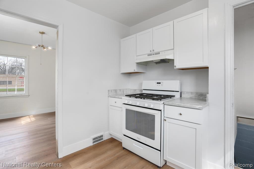 2625 Eight Mile Road Highland Park, MI 48203 - Photo 8 of 21