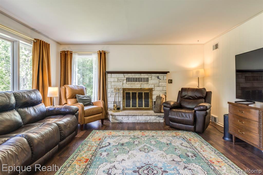 3750 Parker Road Fort Gratiot, MI 48059 - Photo 16 of 41