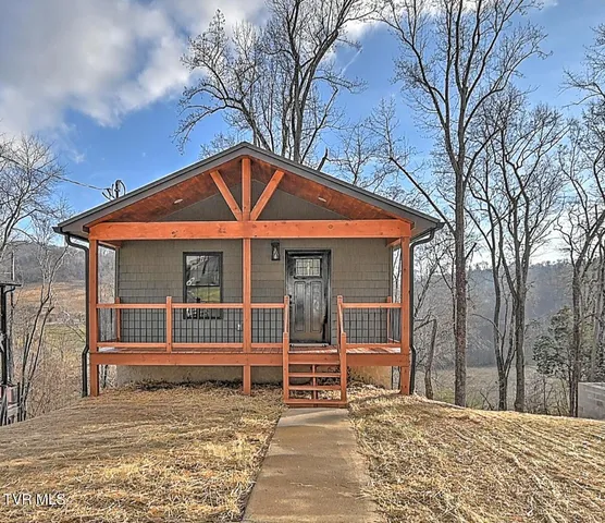 $299,900 | 145 Daniel Lane, Elizabethton, TN 37643