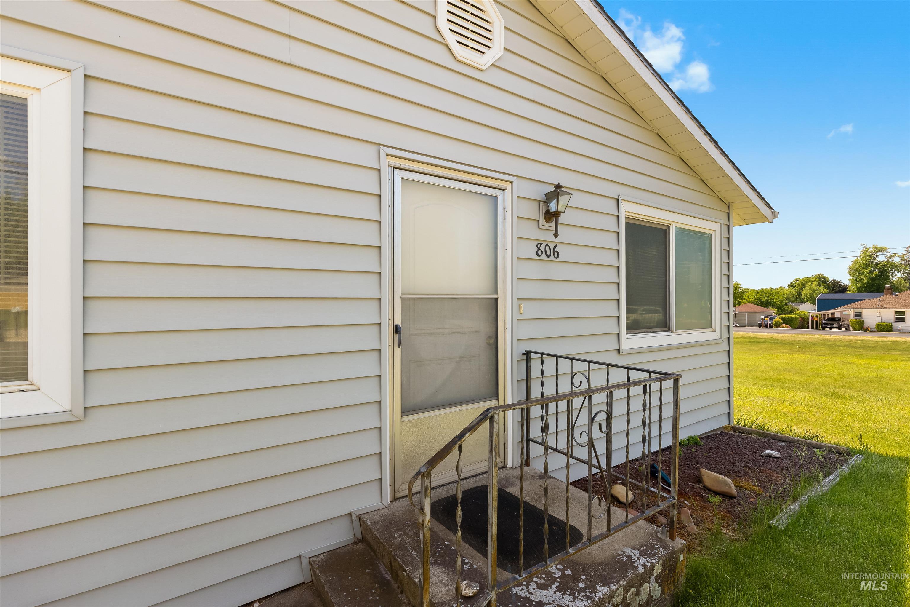 806 Burrell Avenue Lewiston, ID 83501 - Photo 6 of 25