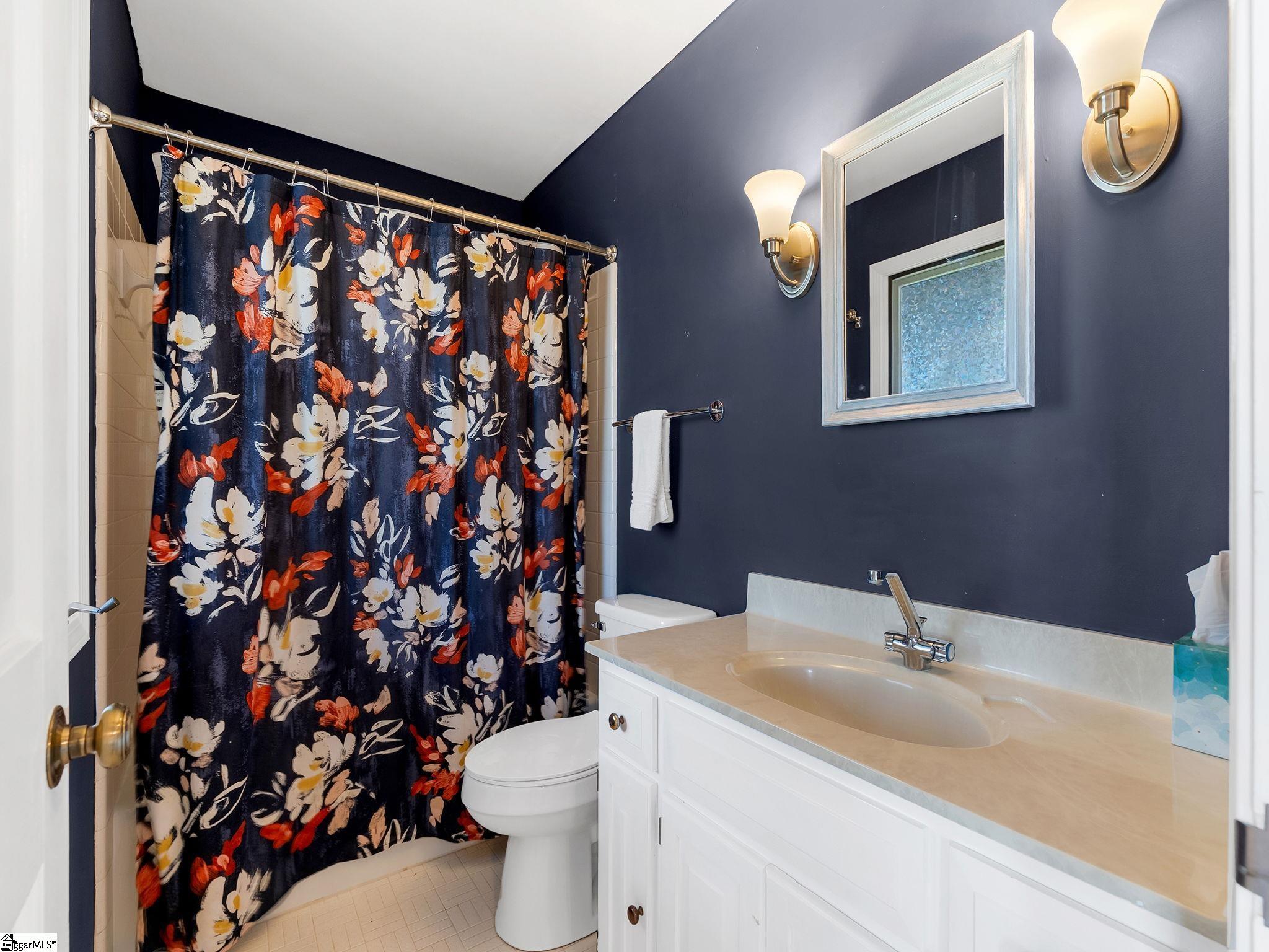 875 Altamont Road Greenville, SC 29609 - Photo 32 of 48