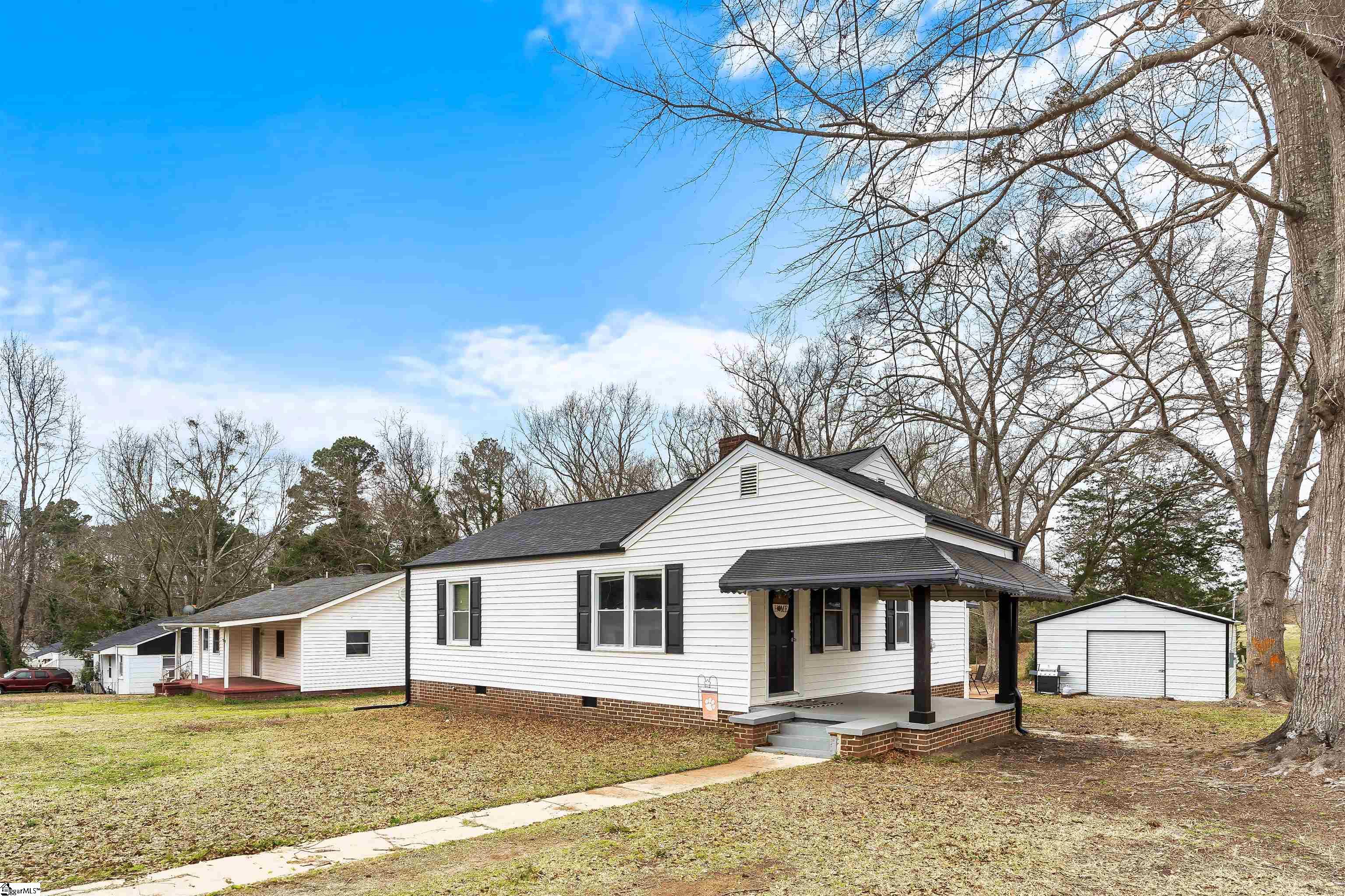 209 Maple Street Union, SC 29379 - Photo 3 of 22
