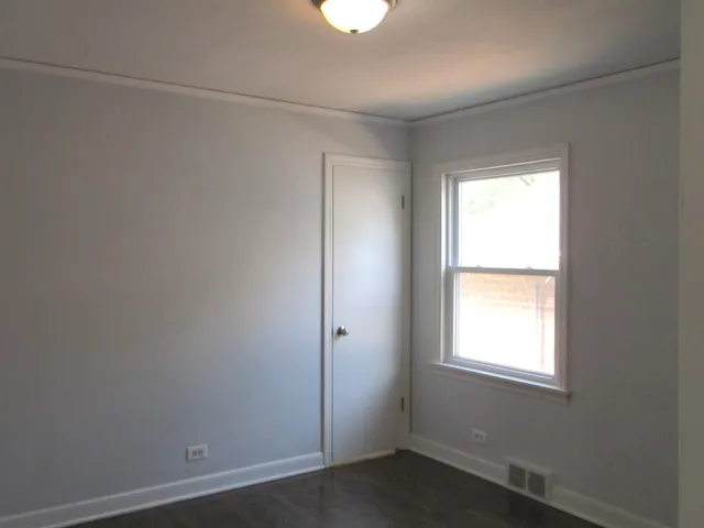 $184,900 | 14311 South Clark Street, Riverdale, IL 60827