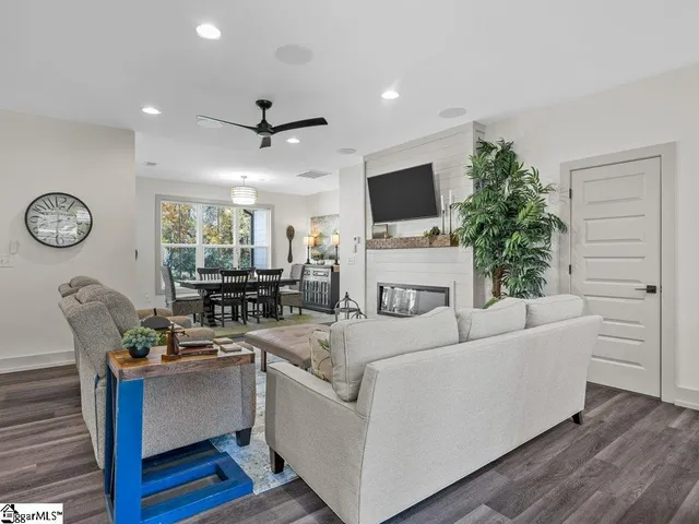 $949,900 | 2355 Mays Bridge Road, Greer, SC 29651