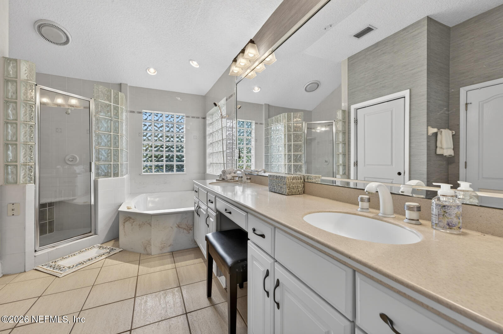 13827 Longs Landing Road East Jacksonville, FL 32225 - Photo 23 of 60 Owner's bathroom