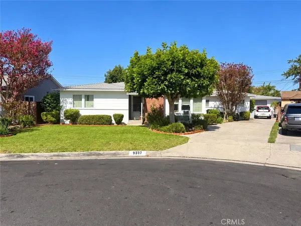 $950,000 | 9307 Hasty Avenue, Downey, CA 90240
