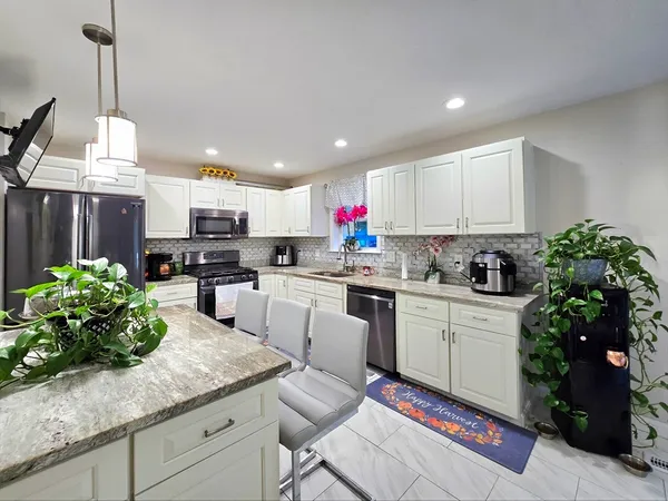 $585,000 | 457 Granite Street, Worcester, MA 01607