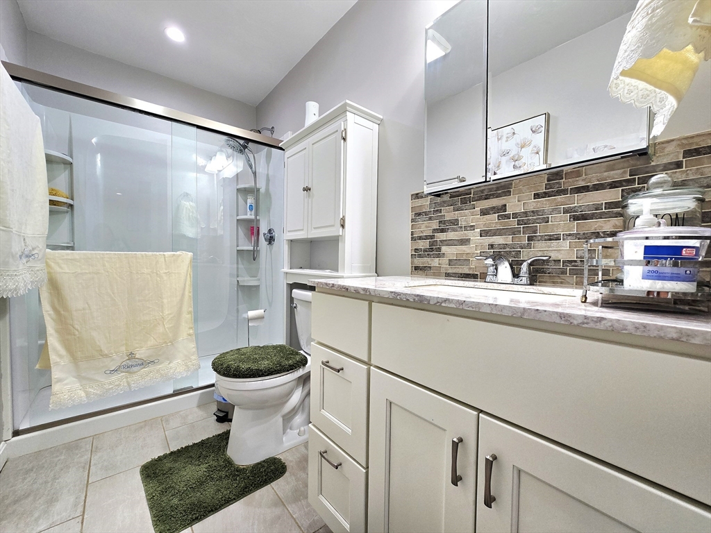 457 Granite Street Worcester, MA 01607 - Photo 14 of 42