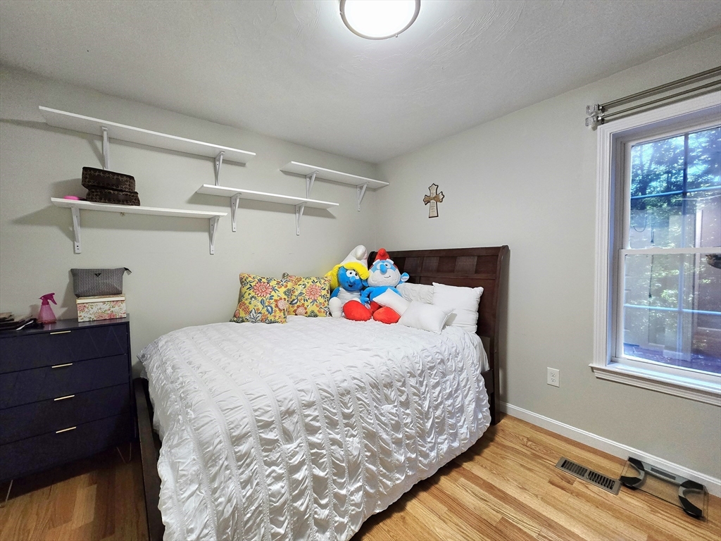 457 Granite Street Worcester, MA 01607 - Photo 22 of 42