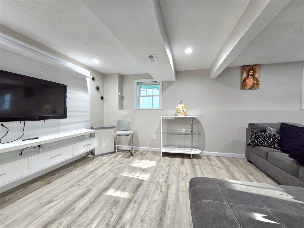 457 Granite Street Worcester, MA 01607 - Photo 28 of 42