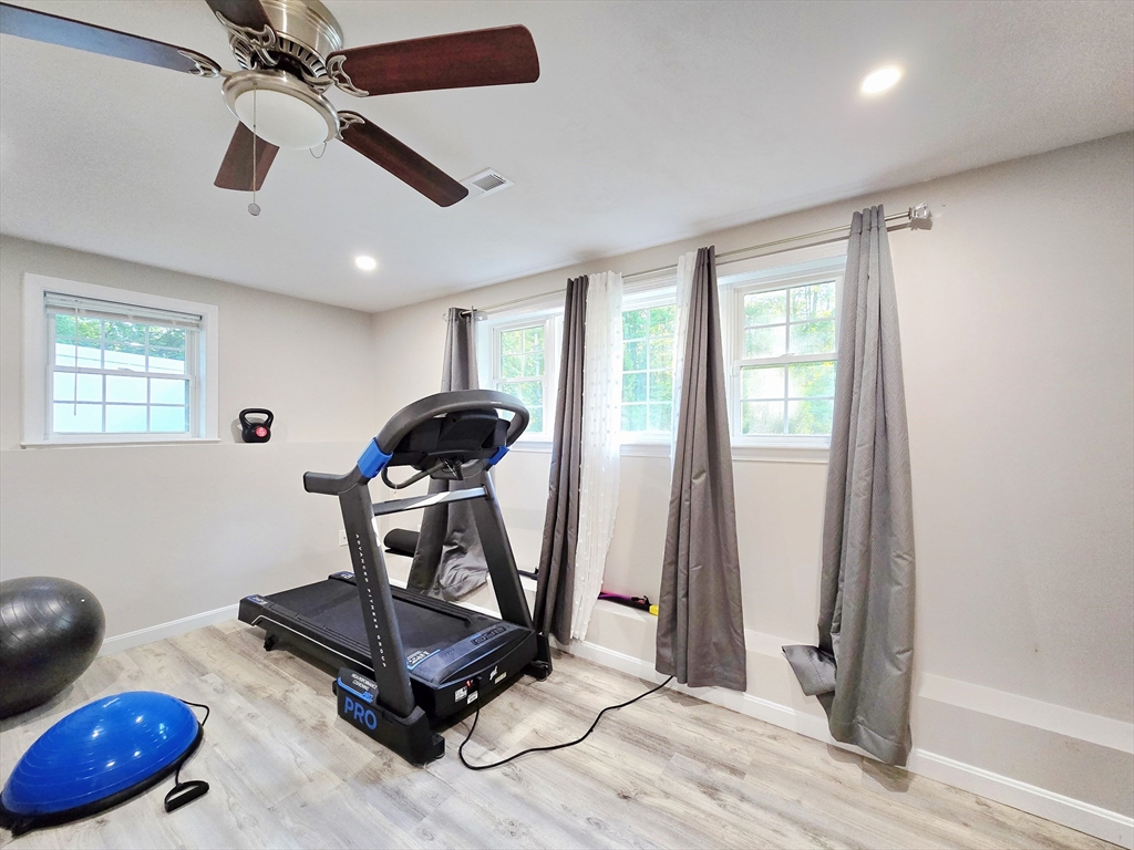 457 Granite Street Worcester, MA 01607 - Photo 30 of 42