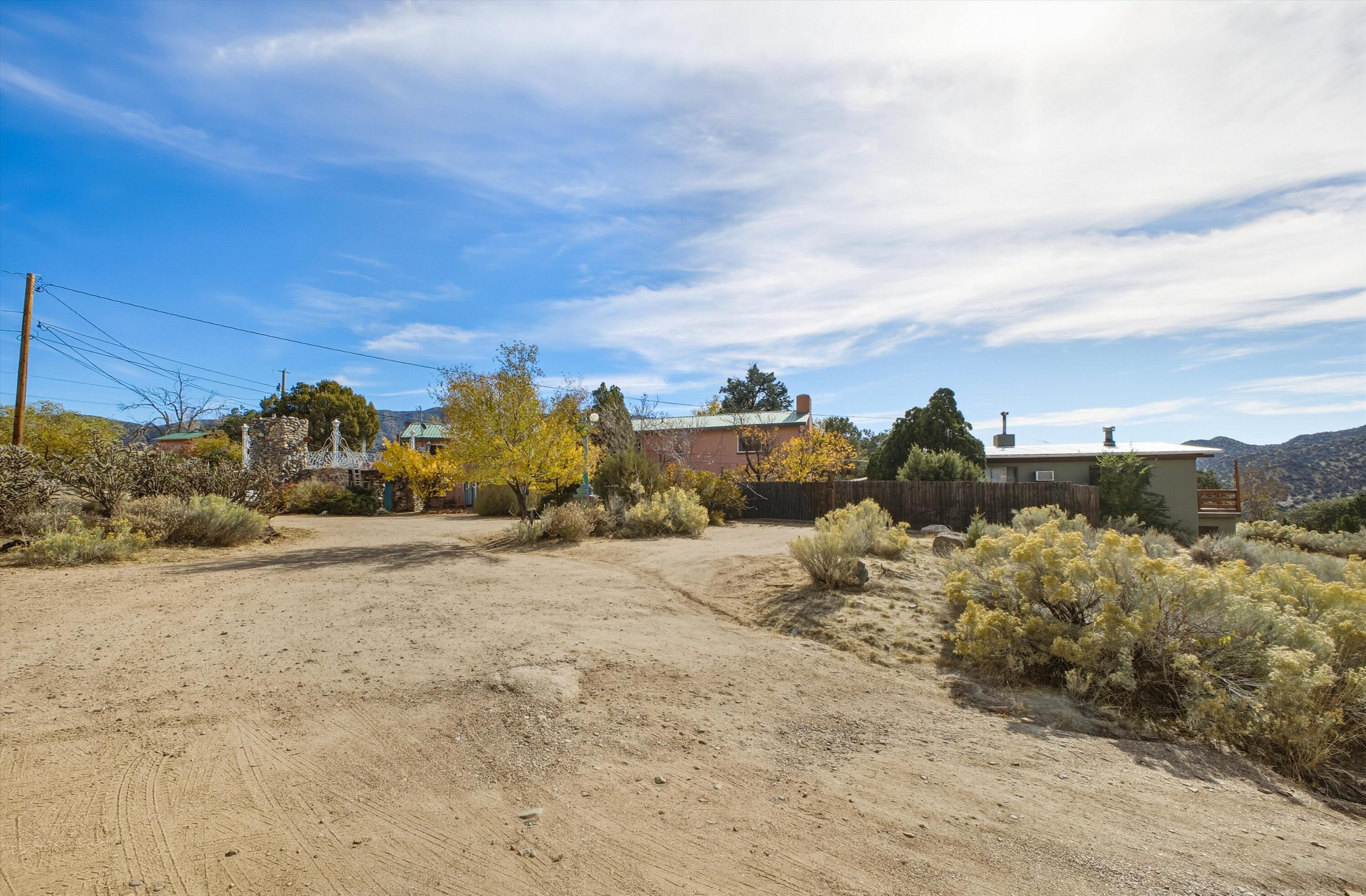 24 Matisse Road Albuquerque, NM 87123 - Photo 25 of 145 Gallery Image 25