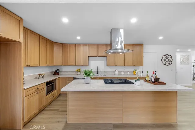 $1,165,000 | 2029 West Flora Street, Santa Ana, CA 92704