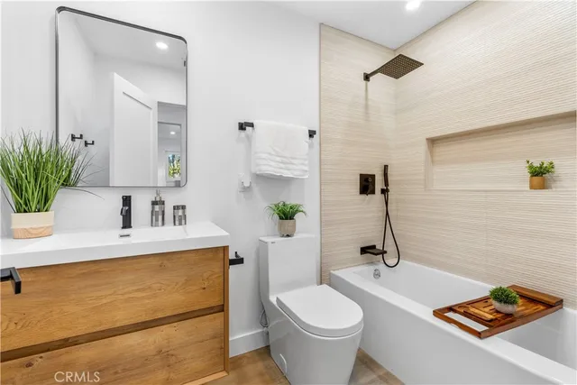 $1,165,000 | 2029 West Flora Street, Santa Ana, CA 92704