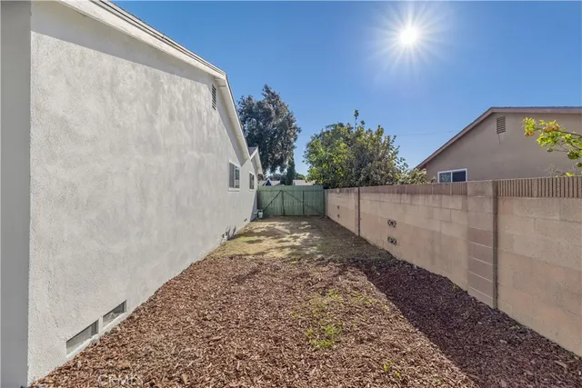 $1,165,000 | 2029 West Flora Street, Santa Ana, CA 92704
