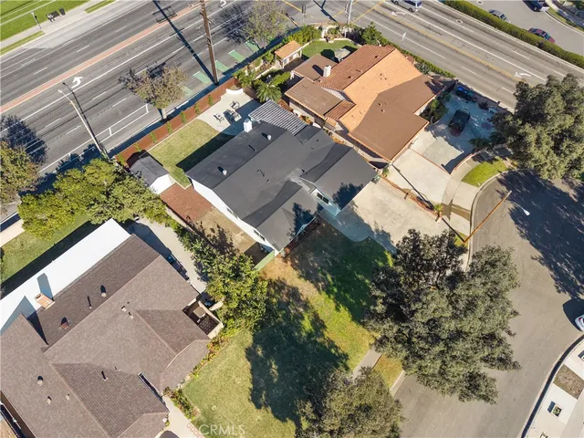 $1,165,000 | 2029 West Flora Street, Santa Ana, CA 92704
