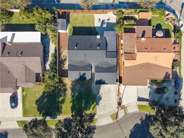 $1,165,000 | 2029 West Flora Street, Santa Ana, CA 92704