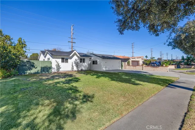 $1,165,000 | 2029 West Flora Street, Santa Ana, CA 92704
