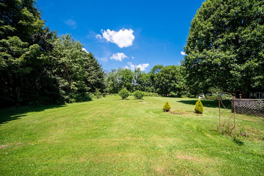 327 Marwood Road Cabot, PA 16023 - Photo 6 of 25