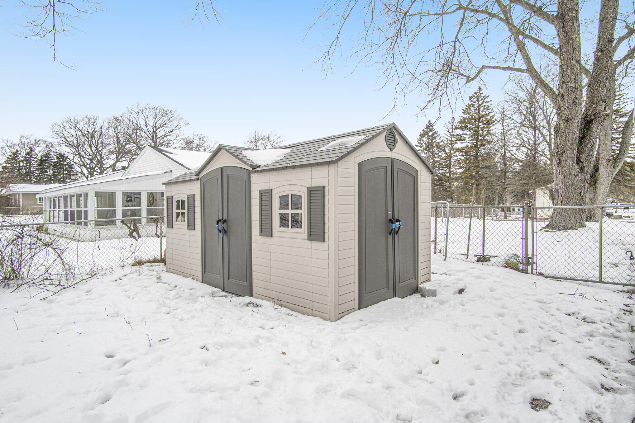 2567 Shettler Road Muskegon, MI 49444 - Photo 5 of 28 DSC09111