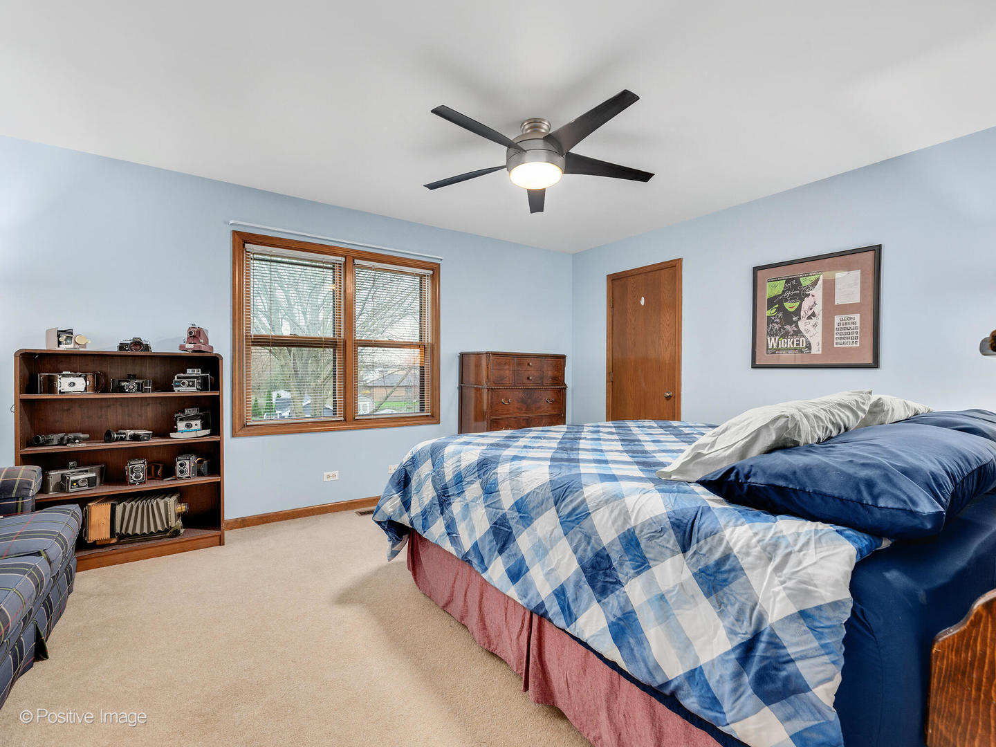 1720 East Bailey Road Naperville, IL 60565 - Photo 21 of 31 a bedroom with bed and window