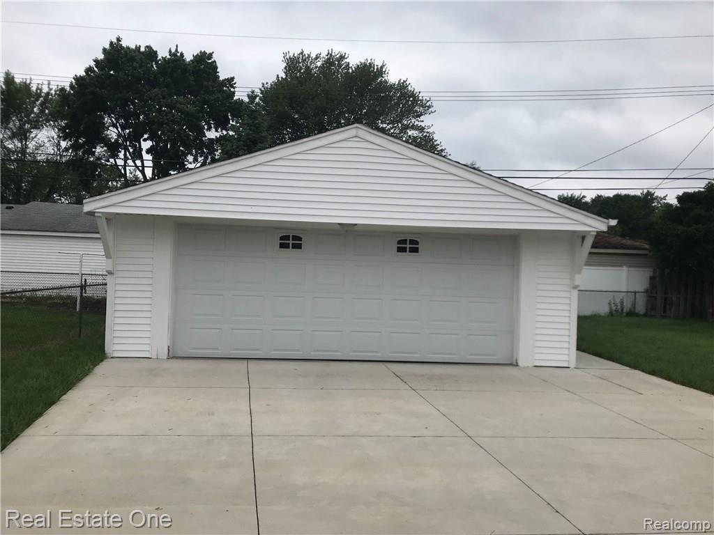 4801 East Thirteen Mile Road Warren, MI 48092 - Photo 6 of 19