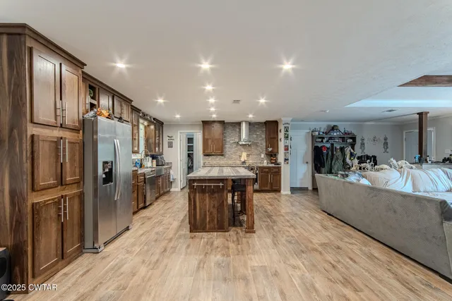 $649,900 | 424 Firetower Road, Camden, TN 38320