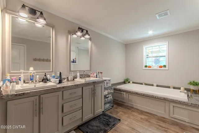 $649,900 | 424 Firetower Road, Camden, TN 38320