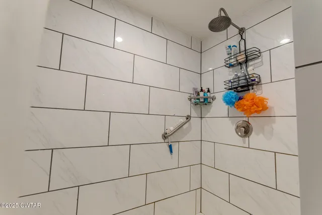 $649,900 | 424 Firetower Road, Camden, TN 38320