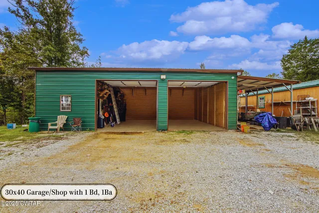 $649,900 | 424 Firetower Road, Camden, TN 38320