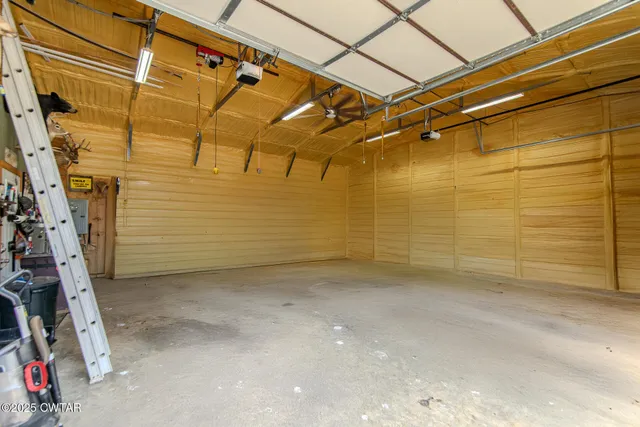 $649,900 | 424 Firetower Road, Camden, TN 38320