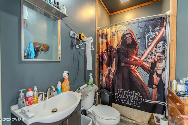 $649,900 | 424 Firetower Road, Camden, TN 38320