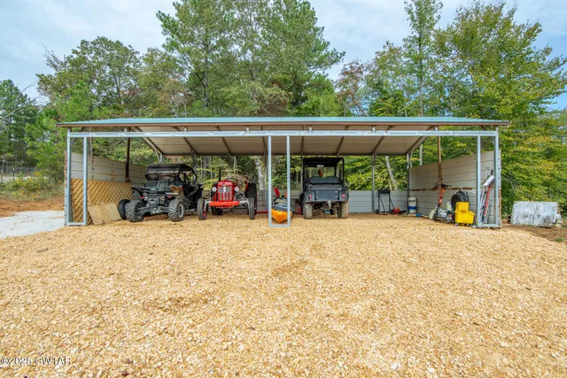 $649,900 | 424 Firetower Road, Camden, TN 38320