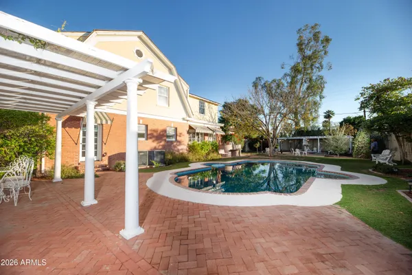 $1,650,000 | 525 West Lynwood Street, Phoenix, AZ 85003