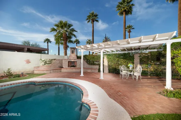 $1,650,000 | 525 West Lynwood Street, Phoenix, AZ 85003
