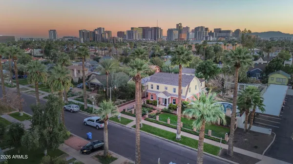 $1,650,000 | 525 West Lynwood Street, Phoenix, AZ 85003