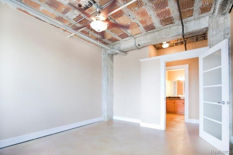 2915 John R Street, Unit 208 Detroit, MI 48201 - Photo 6 of 9